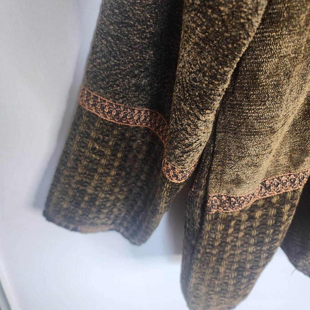 Flashback Green Sweater With Brown Patterns - image 4